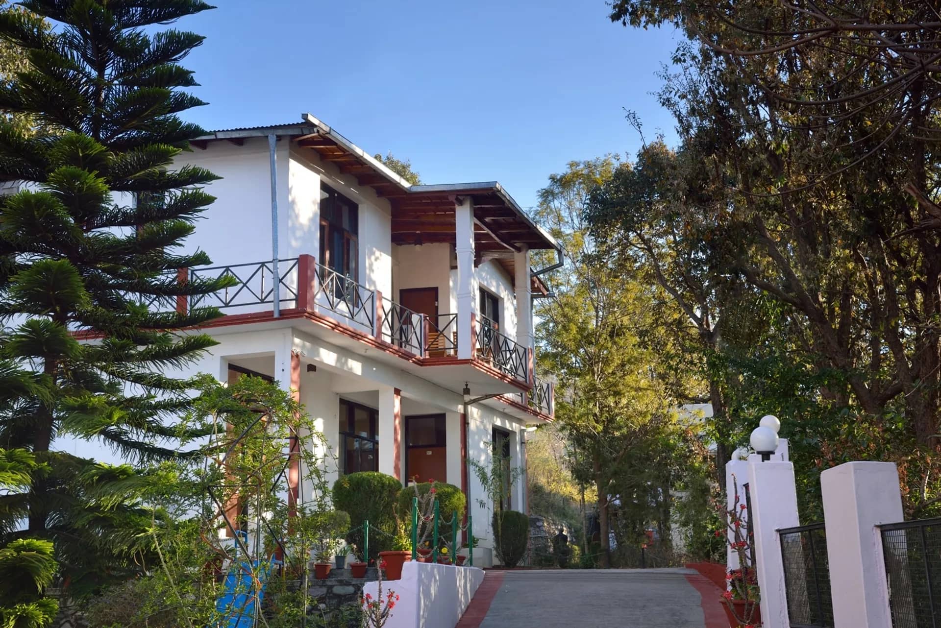 Hotel Maya Regency Bhimtal Room