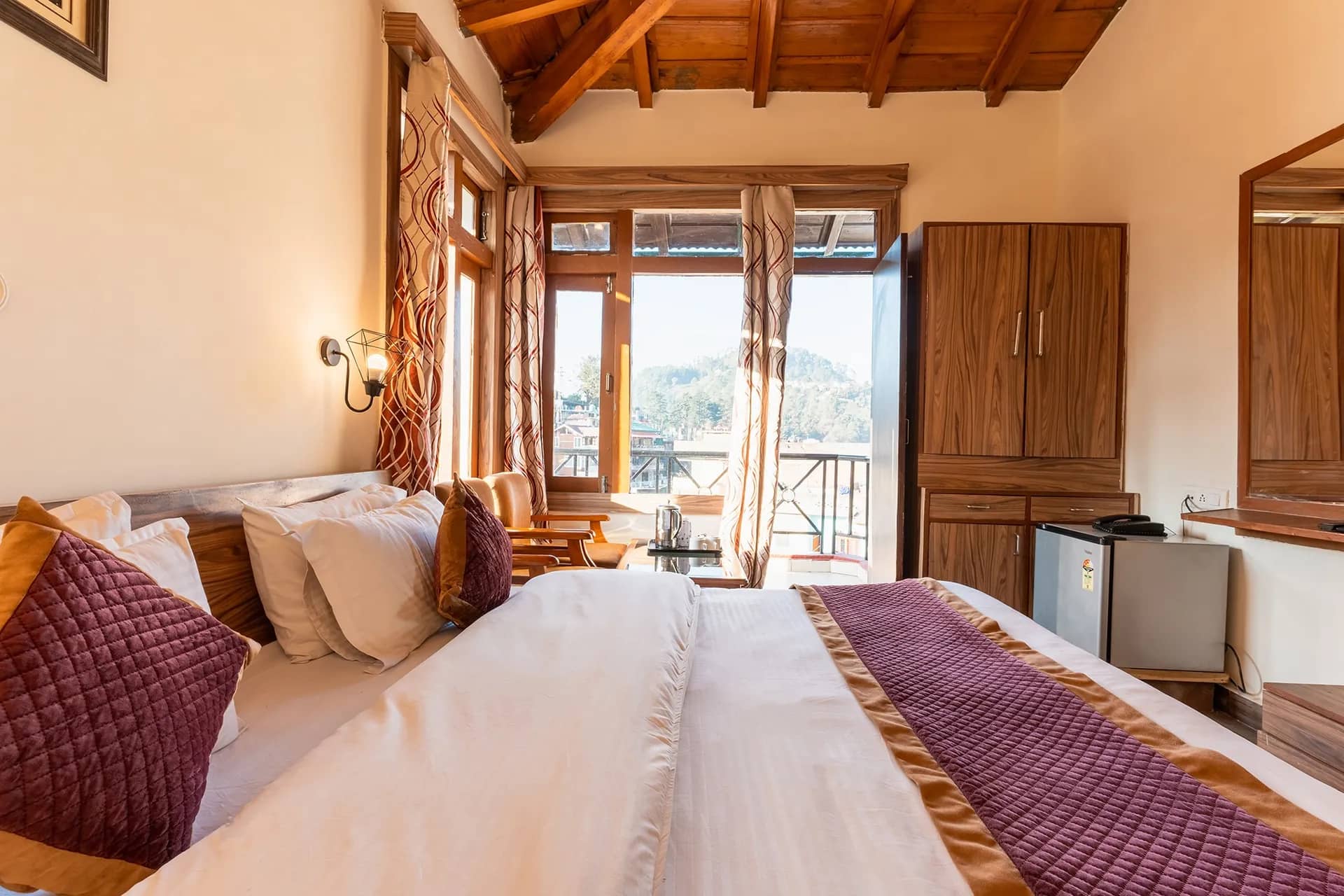 The Raikwal's Hotel & Restaurant Room