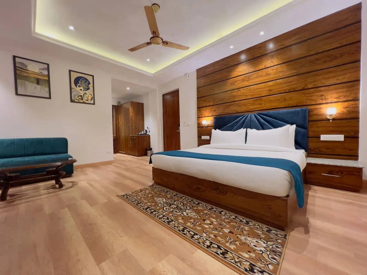 Deluxe Room ( Garden View) - Holidays Selections