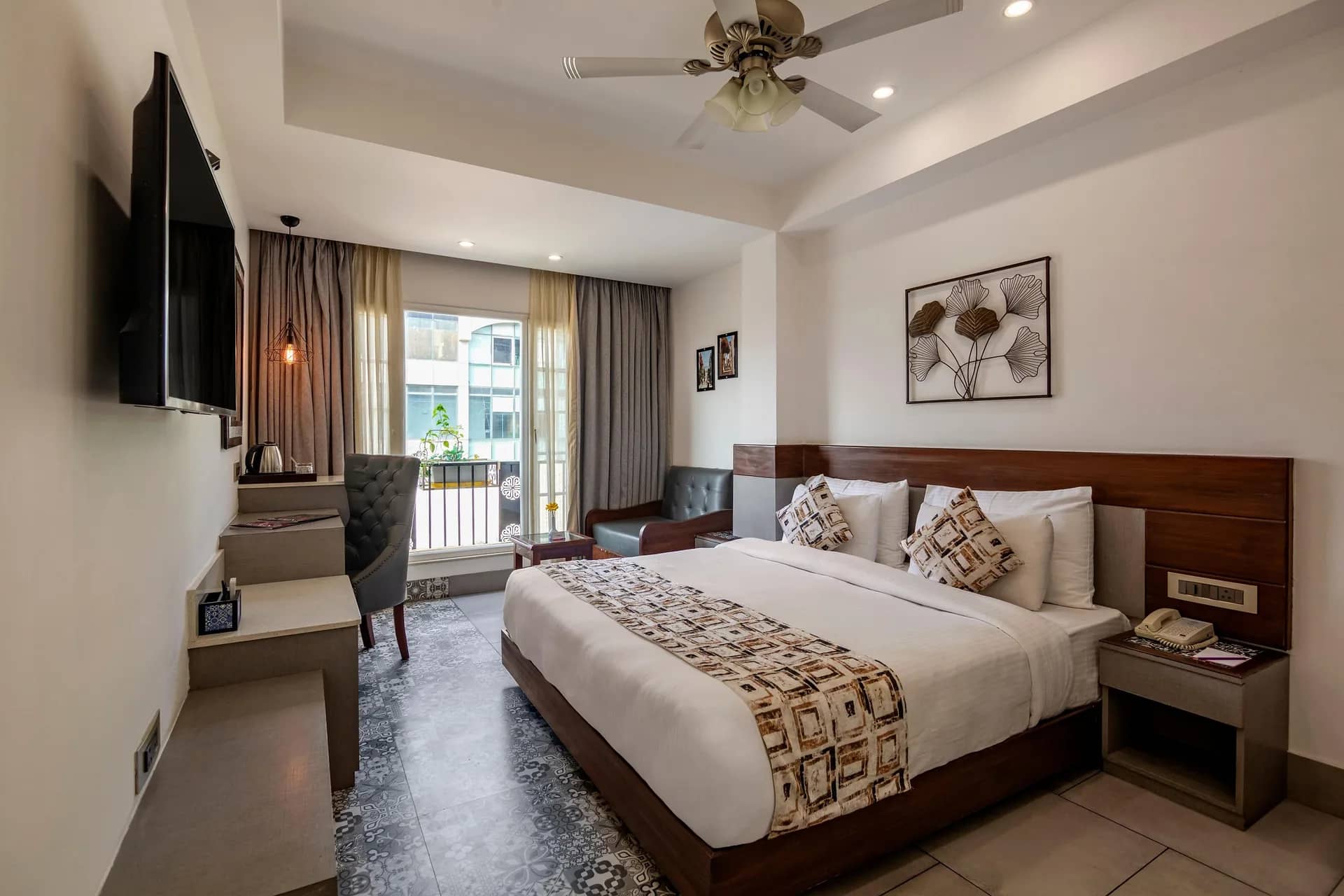 Premier Room