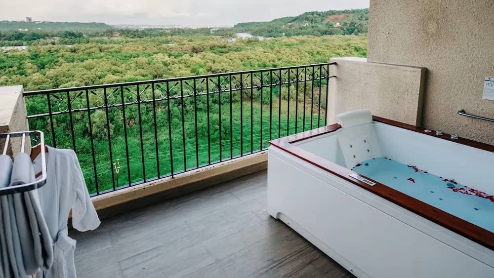 Suite, 2 Bedrooms (Sunrise View)