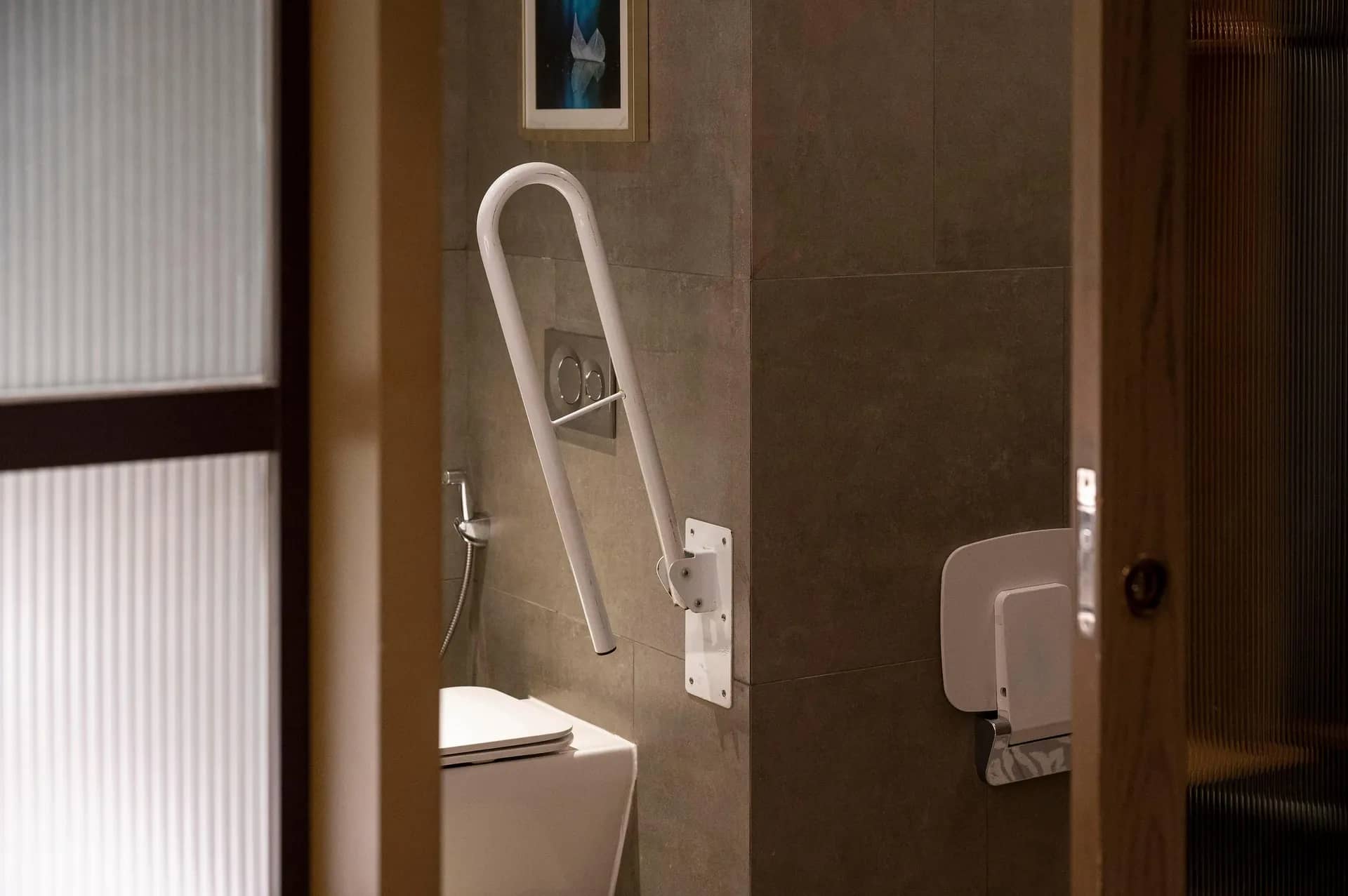 1 King Standard Accessible