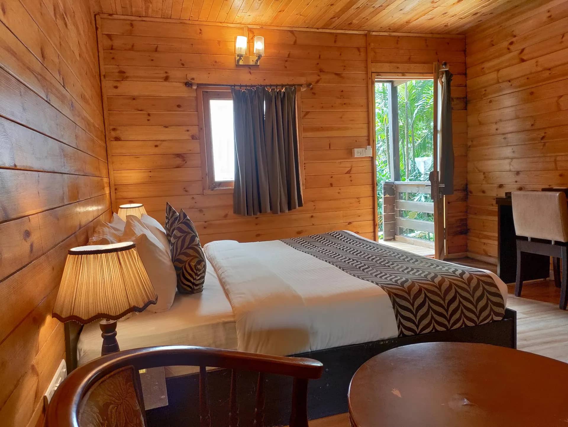 LA CALYPSO BEACH RESORT Room