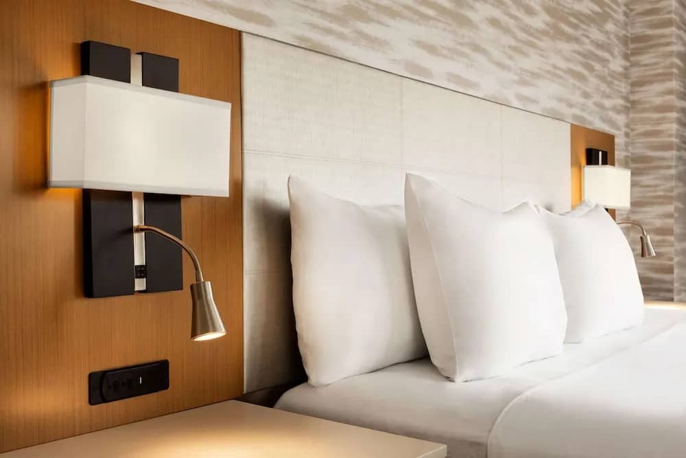 Junior Suite, Balcony, Pool View