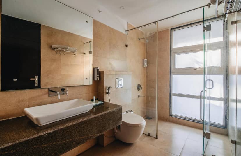 The Mayfield Boutique Hotel, Calangute Washroom