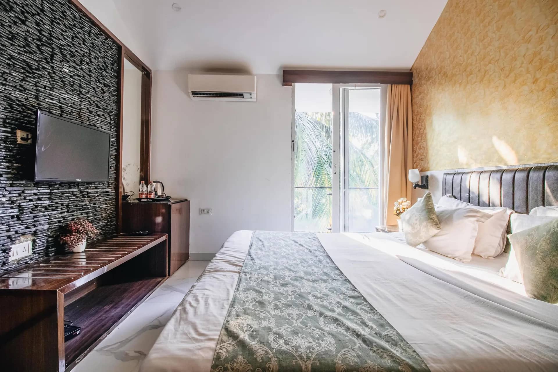 The Mayfield Boutique Hotel, Calangute Room