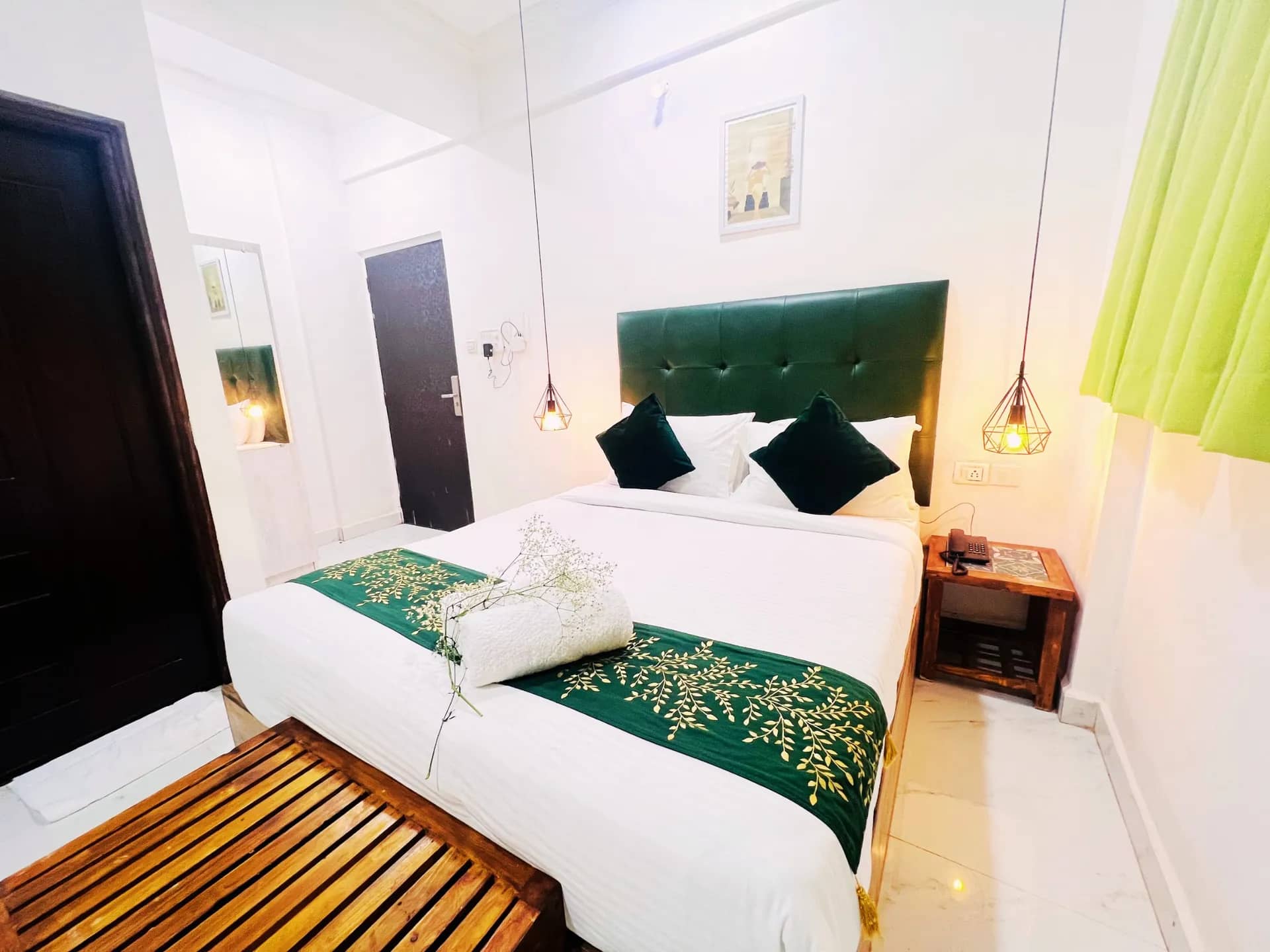 Deluxe Non Balcony (Rooms in Basement)