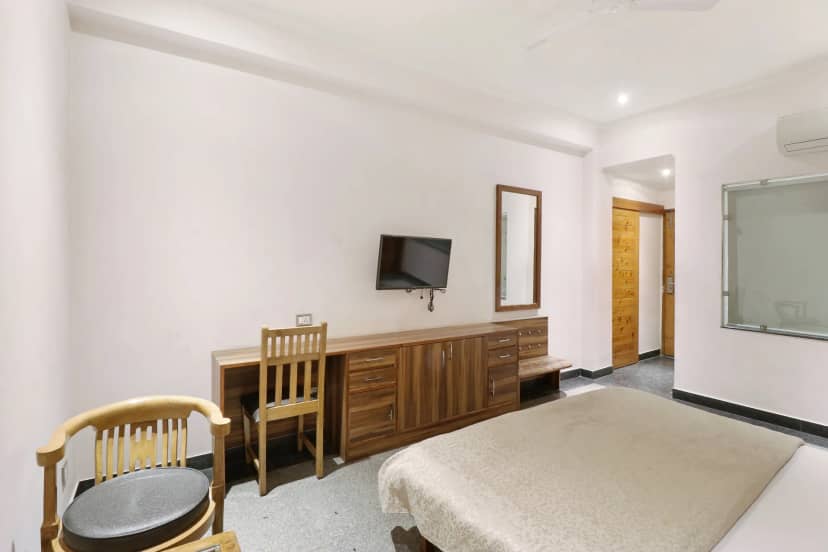 The Urmi Room