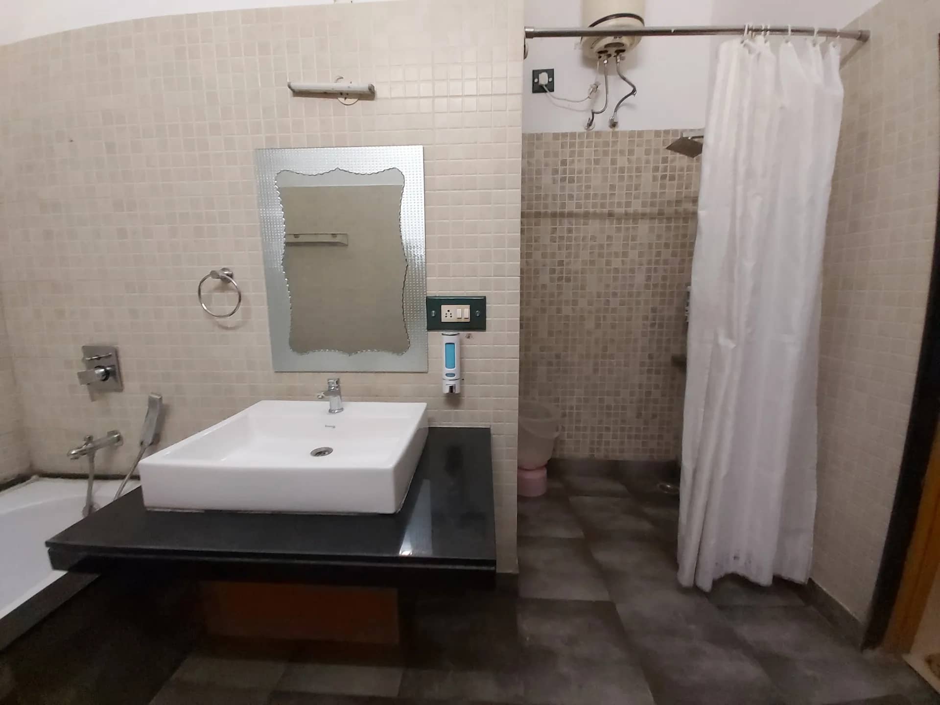 The Tiger Groove Room