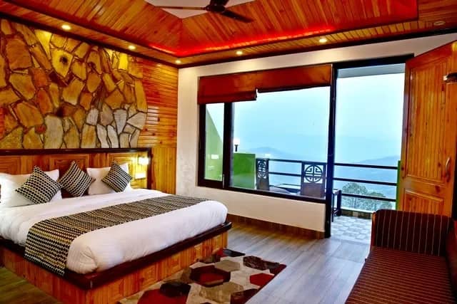 Premium Room (Himalaya Facing)