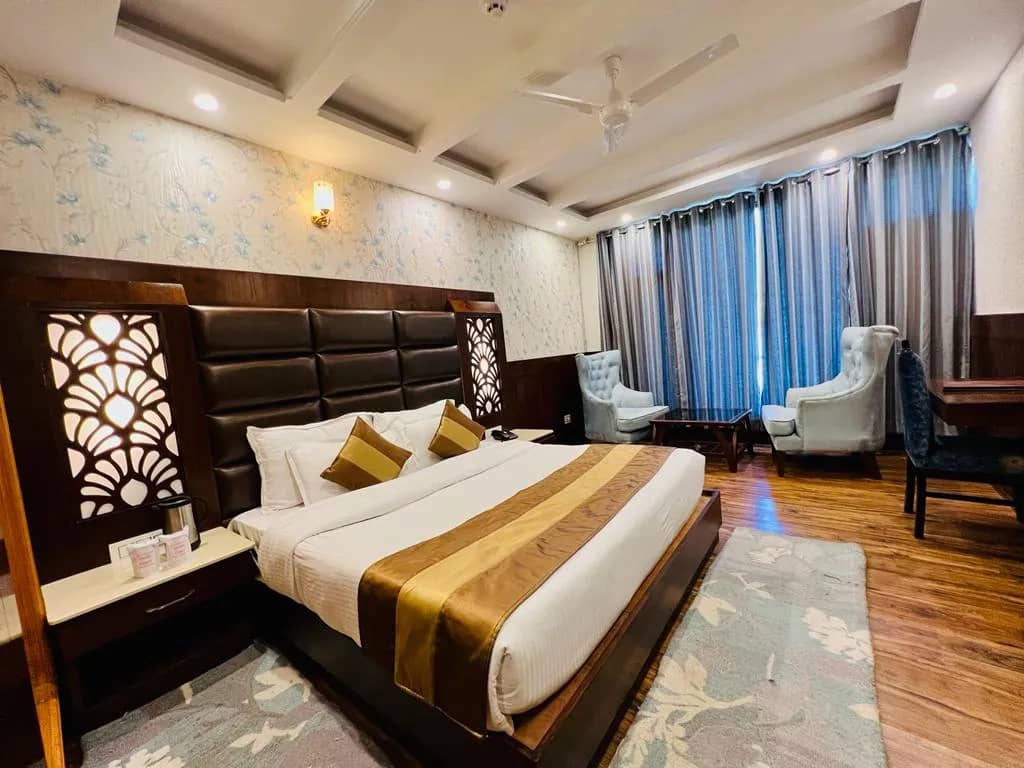 Deluxe Room - Holiday Selection