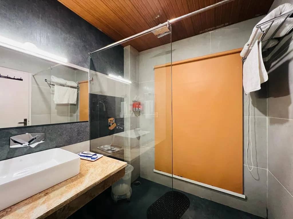 Super Deluxe Room with Balcony - Holiday Selection
