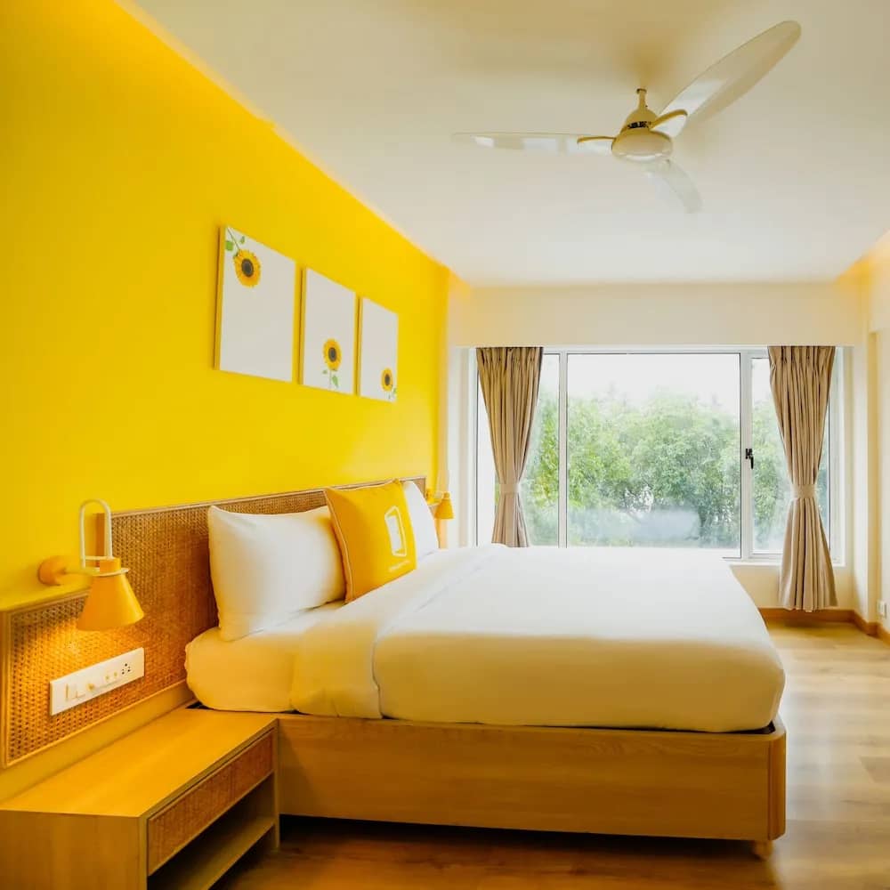 Bloom Hotel - Juhu Room