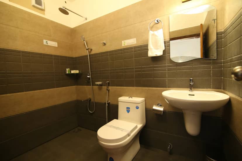 Dew Drops Farm Resort Bathroom
