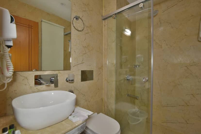 DLS Highland resort and Spa Room