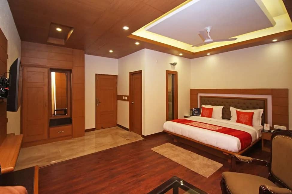 Luxury Room (No Balcony)
