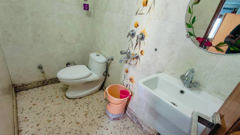Hotel Apsara Washroom