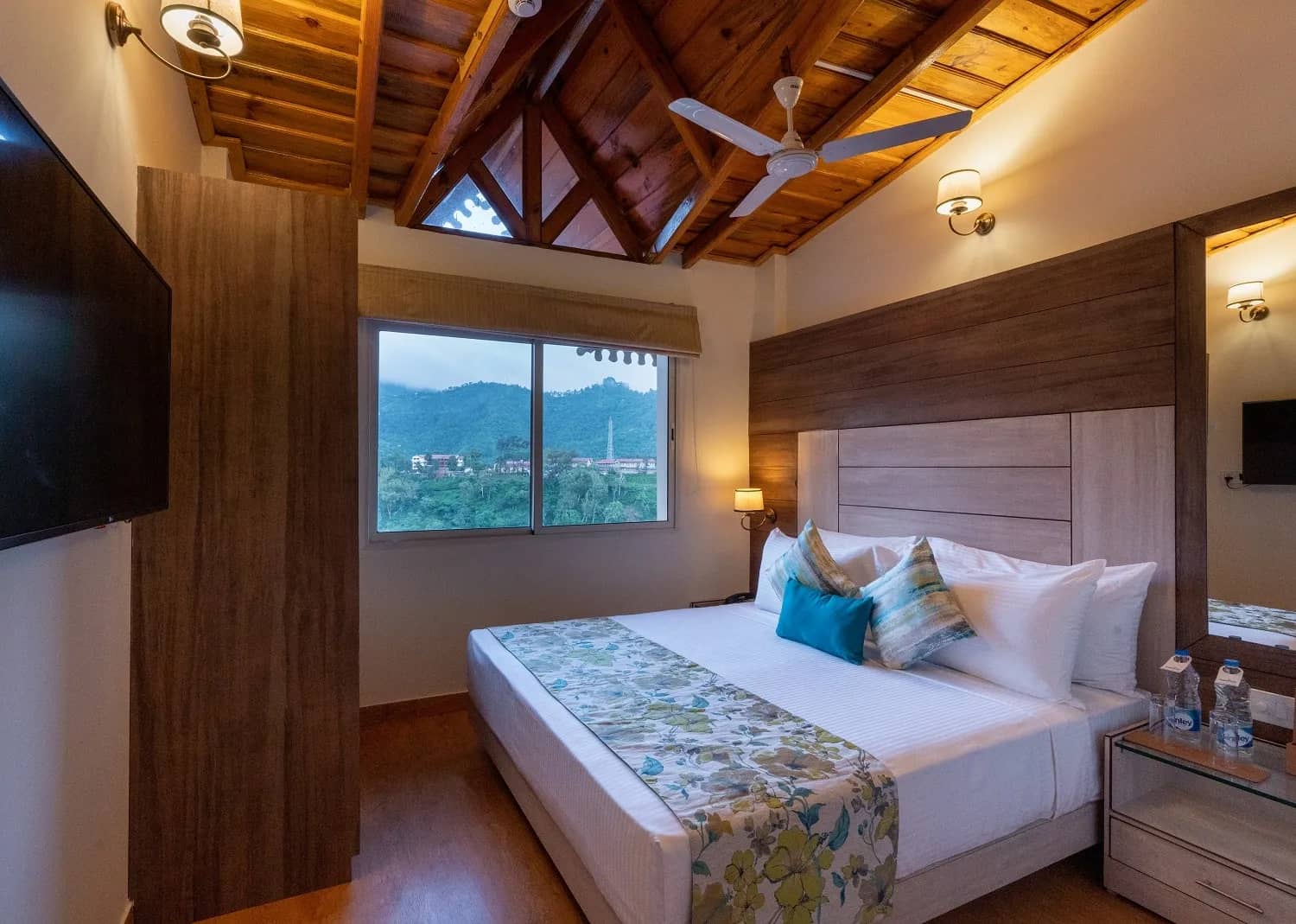 Royal Suite Duplex with Balcony