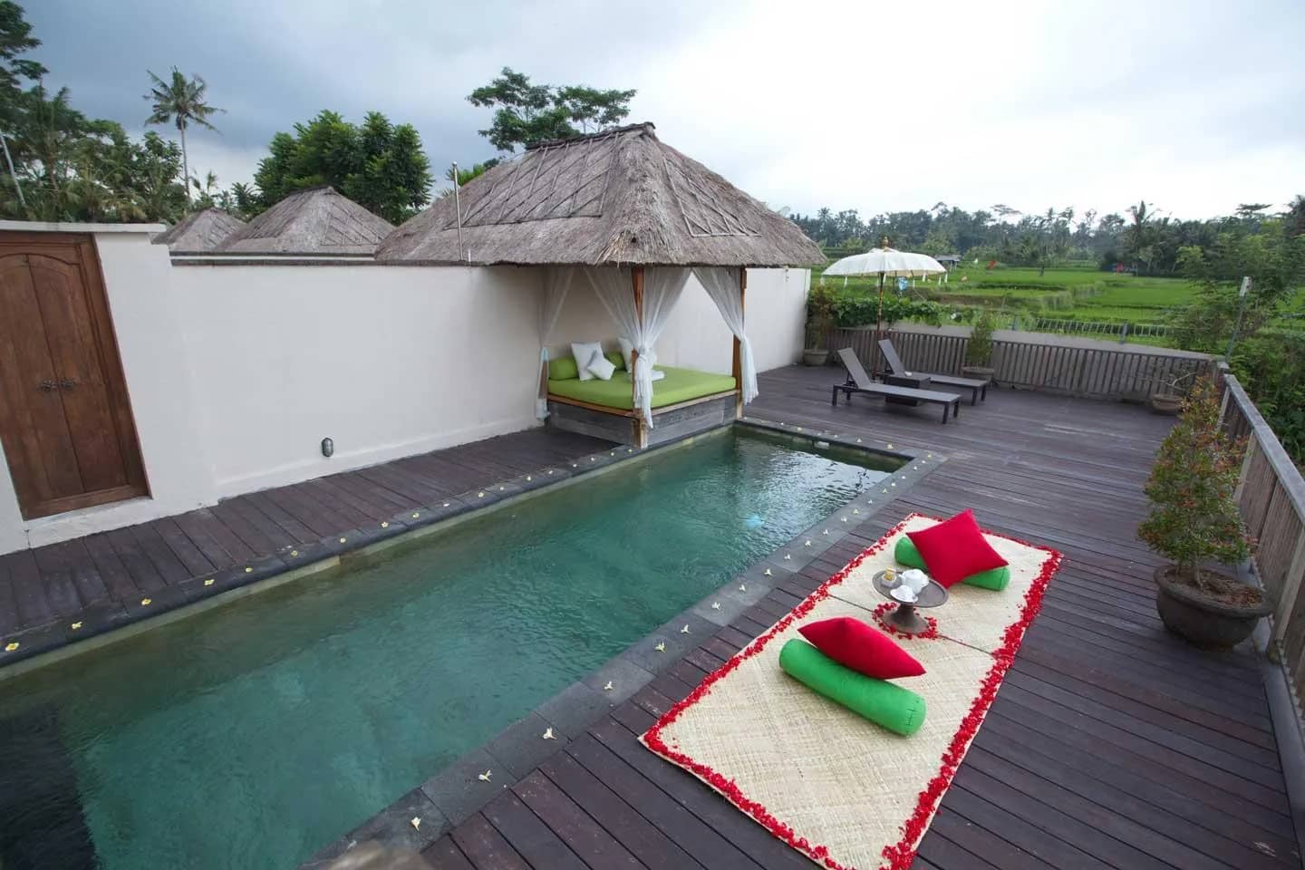 Alam Puisi Villa