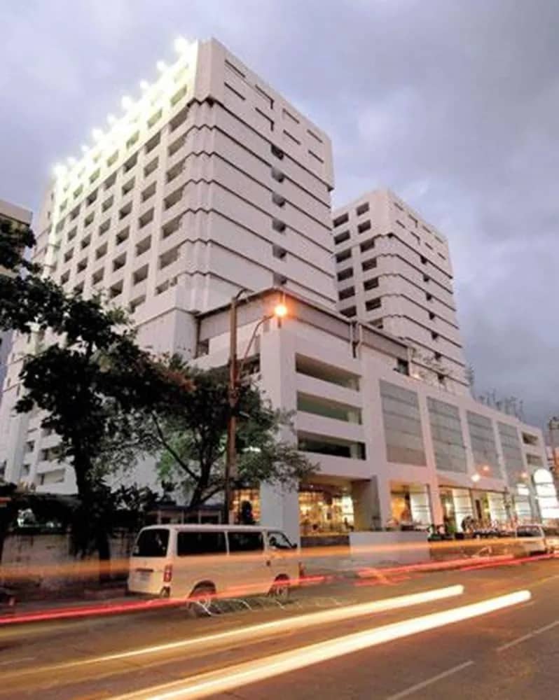 Princeton Bangkok Outdoors