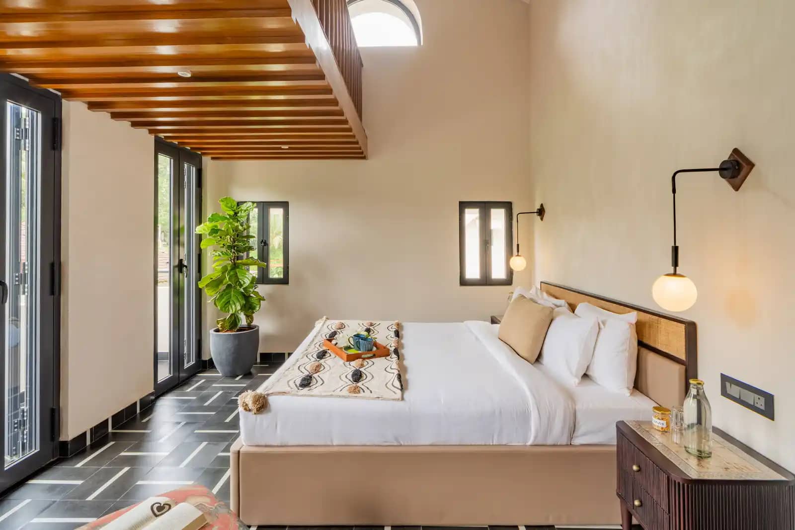 Bedroom 1 — BellaVie, North Goa