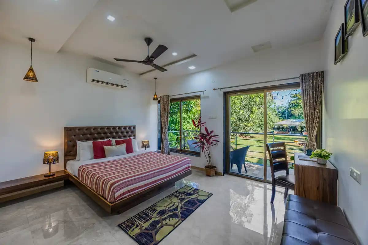 Bedroom 1 — Canopy Cove, Pune