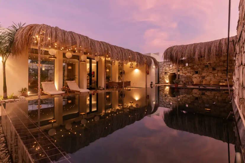Casa V2, Jaipur