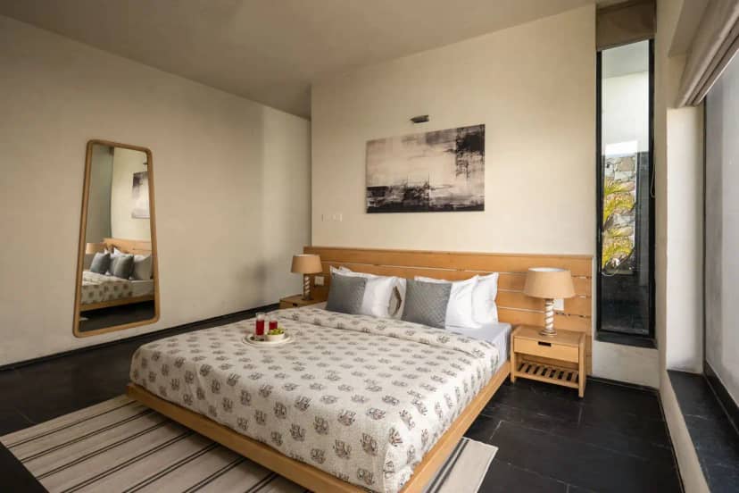 Casa V2, Jaipur