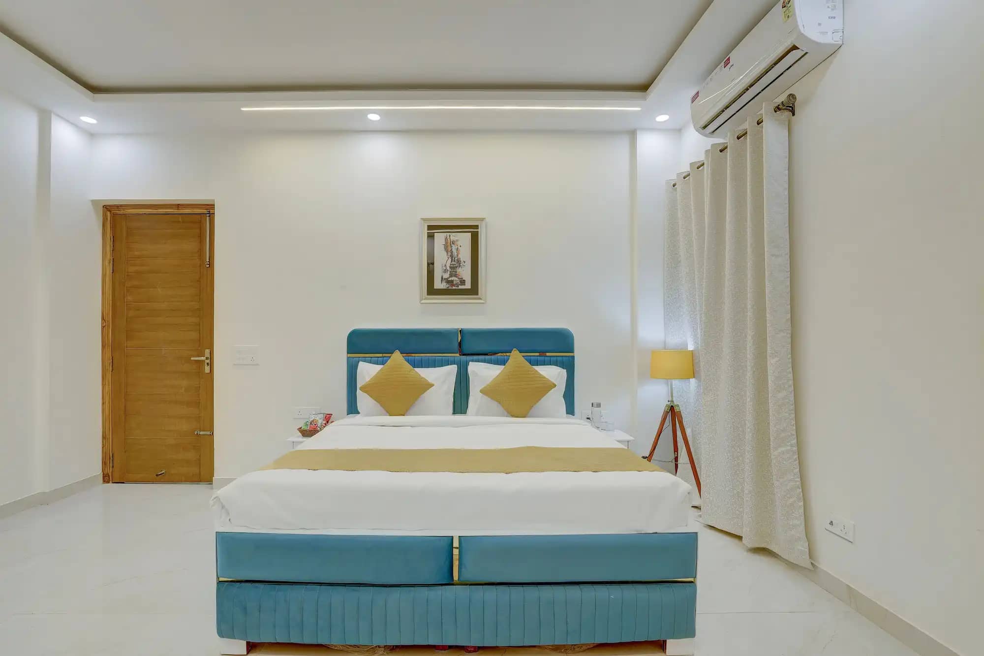 Bedroom 1 — Freesia, Delhi NCR