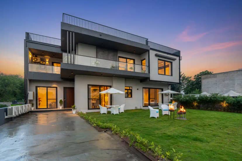 Gardenia, Delhi NCR