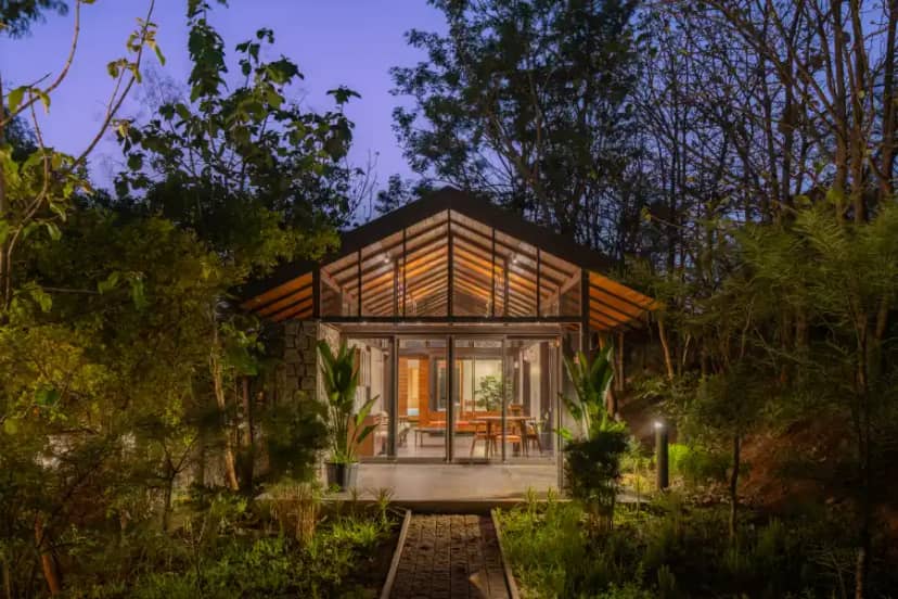 Lokahi Suite, Pune