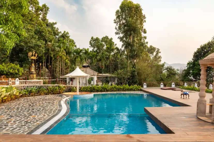 Love Nest, Mulshi