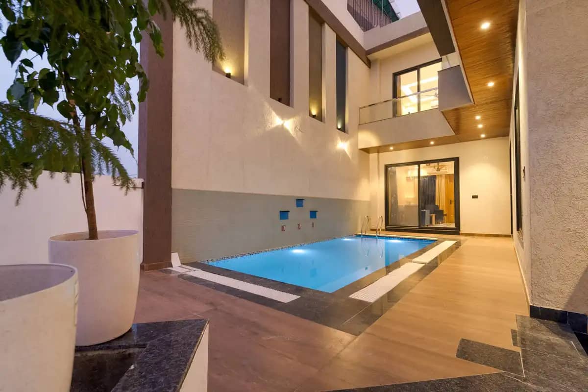 Maison V