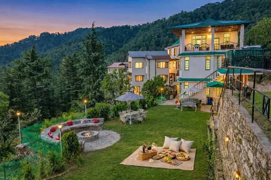Raas Villa