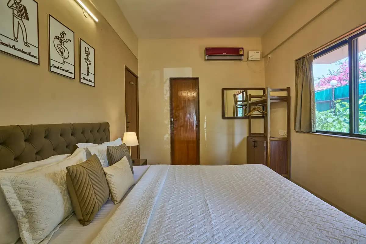 Solea — Entire Villa