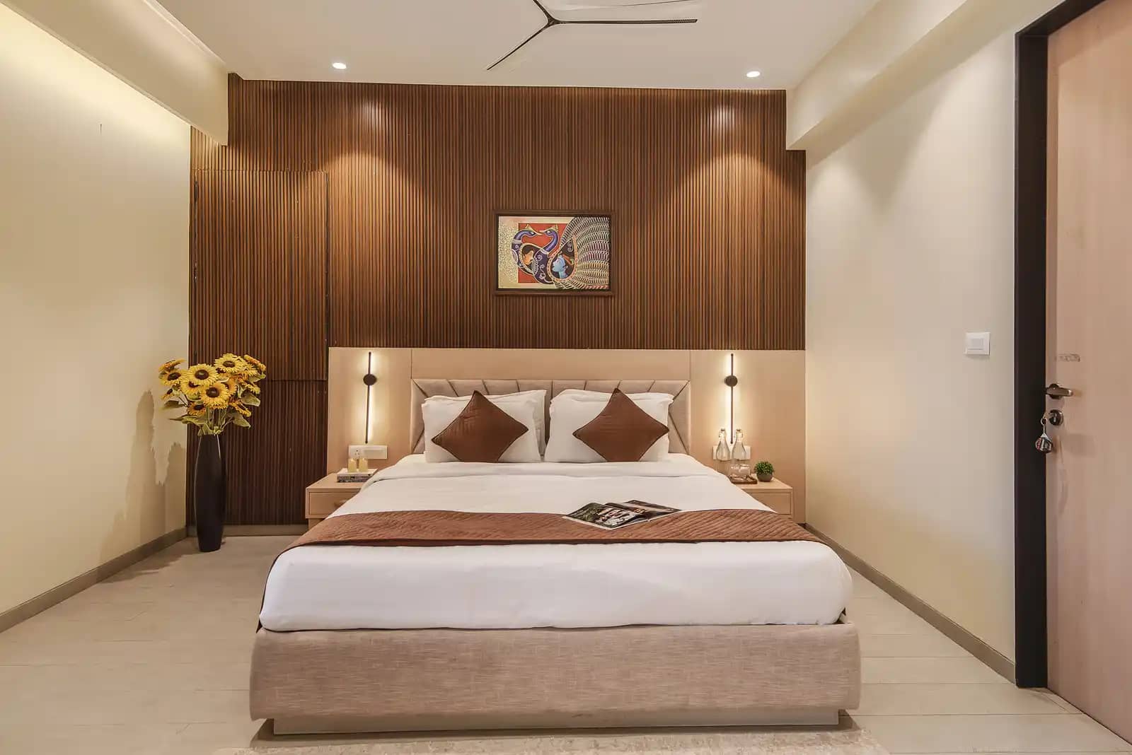 Bedroom 1 — VK Villa, Igatpuri