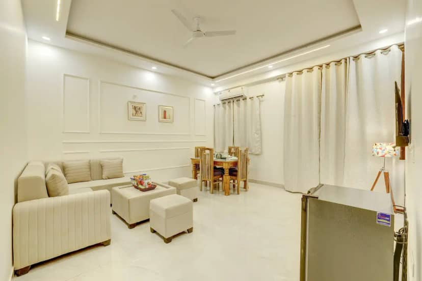 Zinnia, Delhi NCR