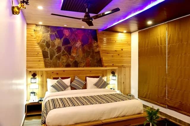 SUNITA HIMALAYAN PARADISE