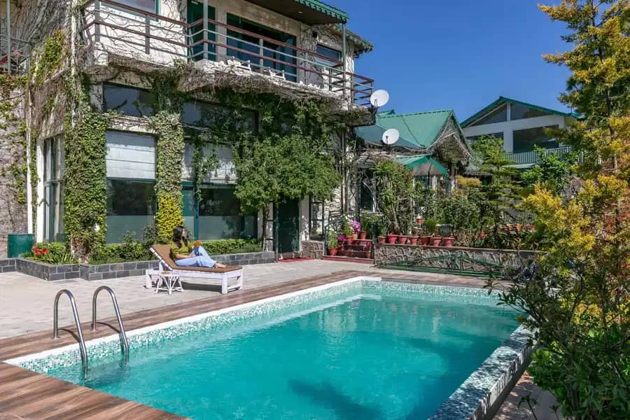 2 Rooms @ Villa Mountain Crest w/ Outdoor Pool