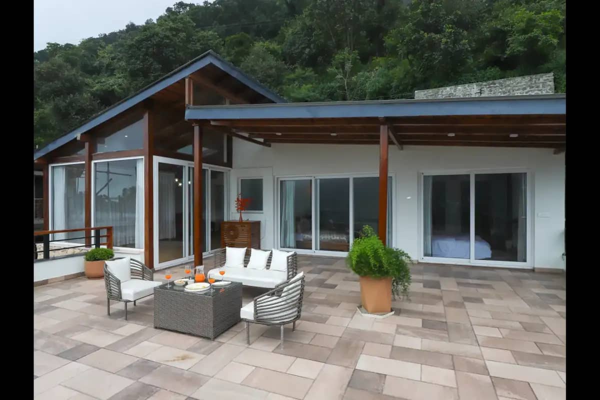 Antarmann Casa Ember