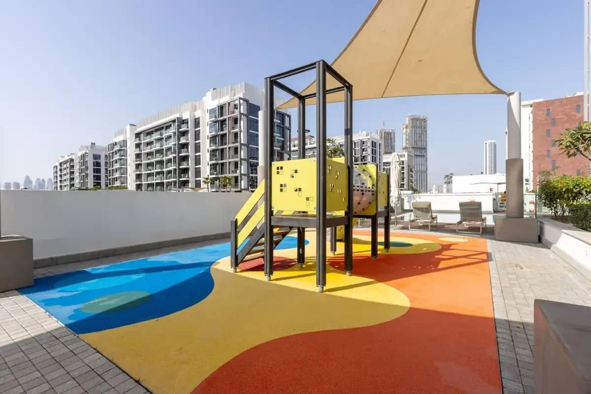 Bright Studio Balcony Close to Downtown Dubai