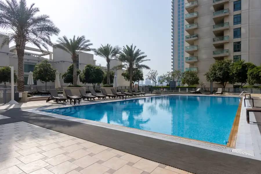 Chic High-Floor 1BR in The Greens
