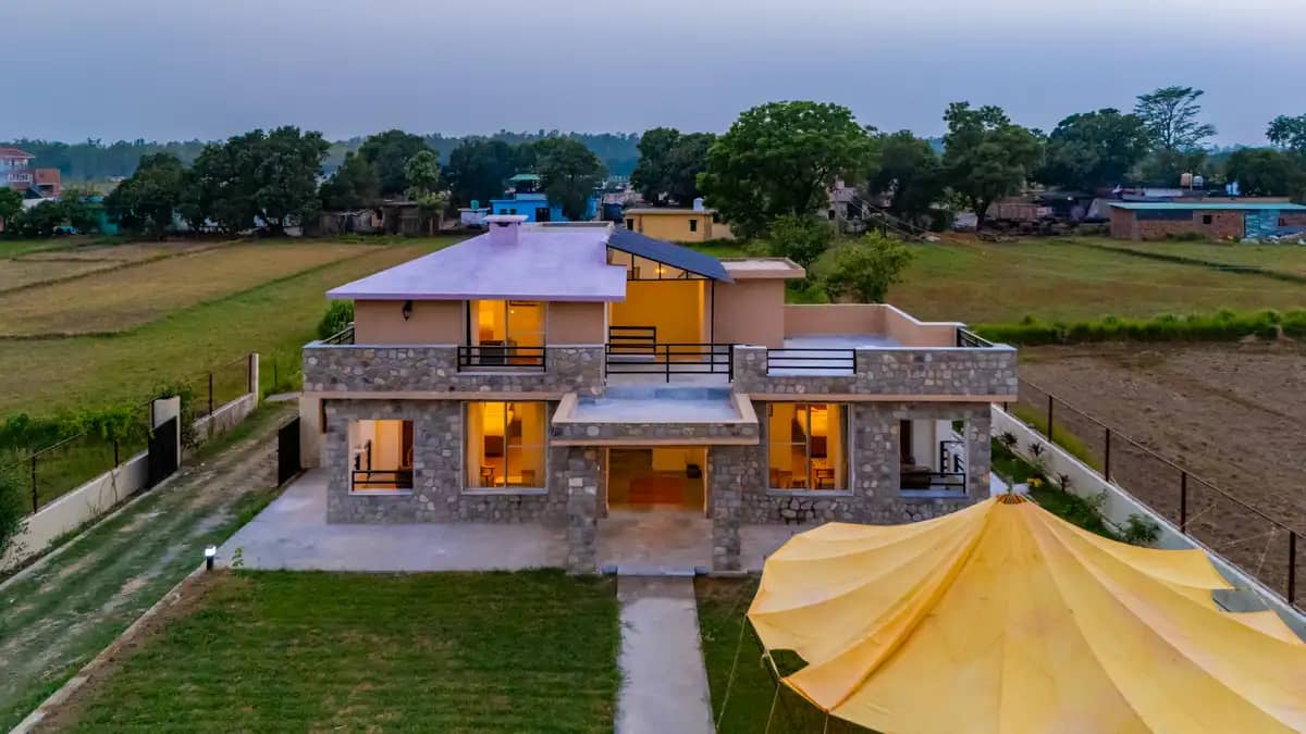 Dhela Jungle Retreat Pebble