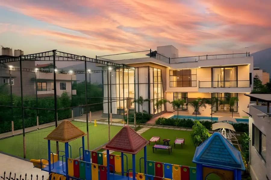 Lacielo Villa w/ Sports Turf