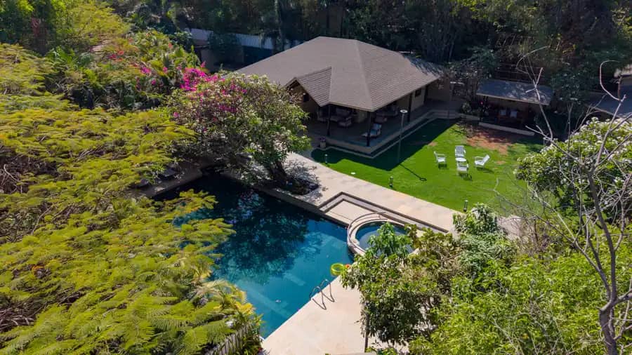 Lush Villa