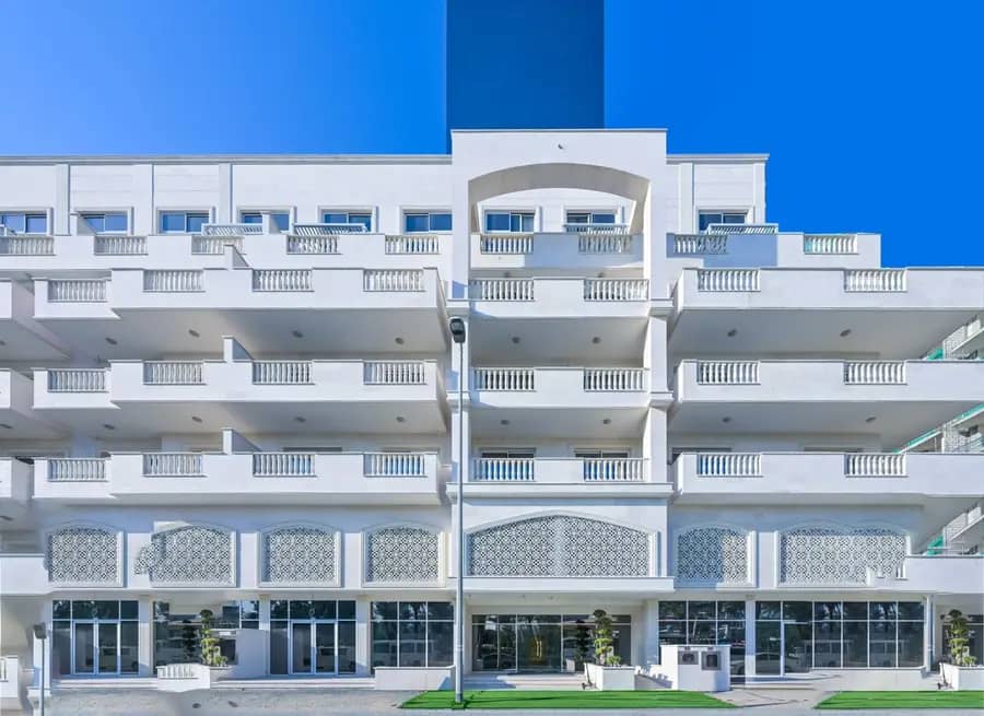 Modern Living 1B Apartment in JVC