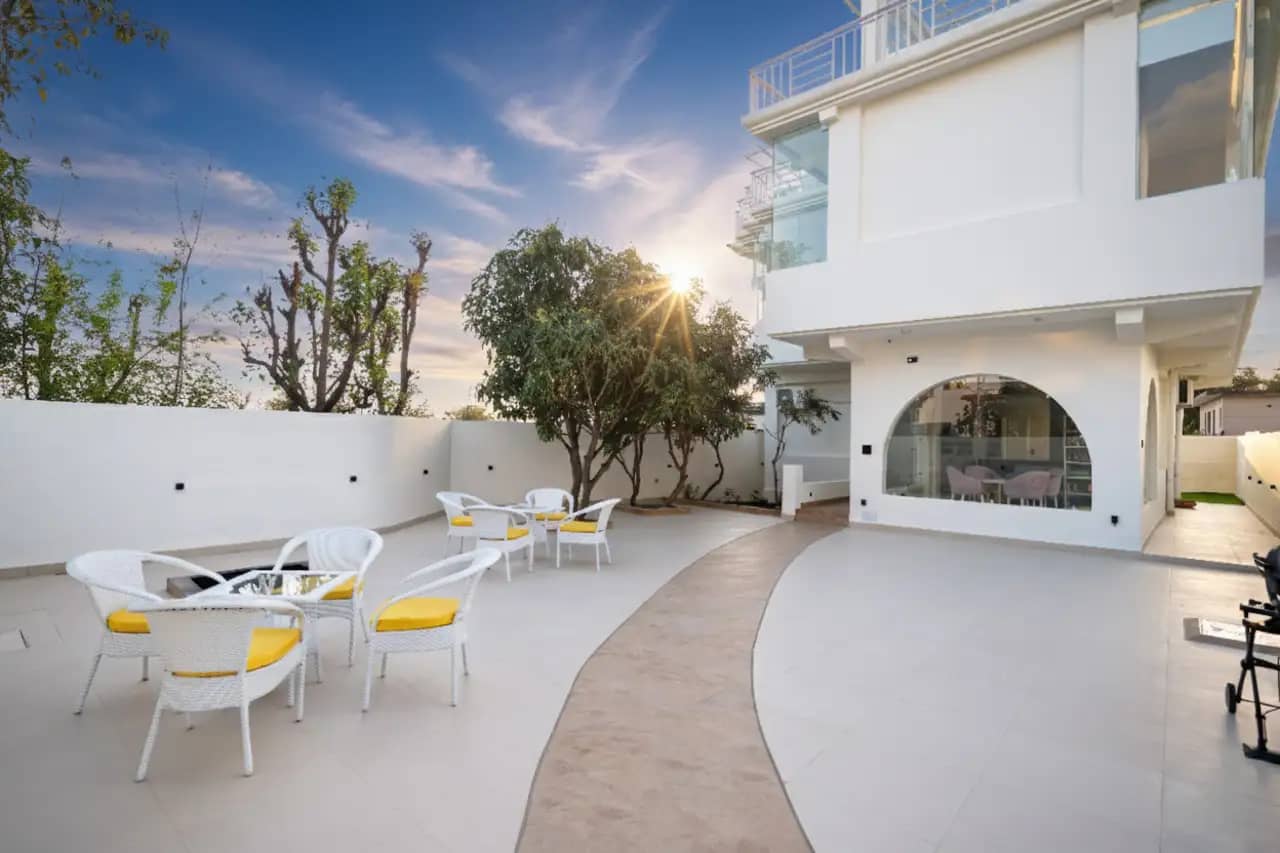 Moonstone @ Tirtham Ivory Home w/ Jacuzzi
