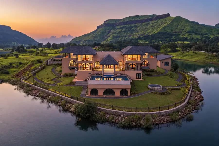 Nira Villa