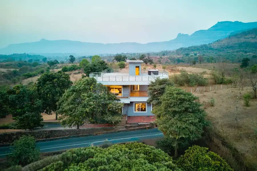 Palazzo in the Mountain