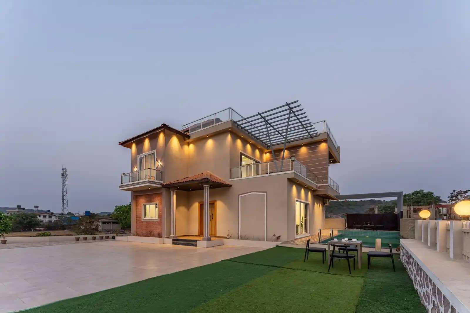 Rising House